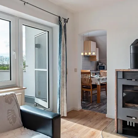 Arnold Laubbach Apartamento *