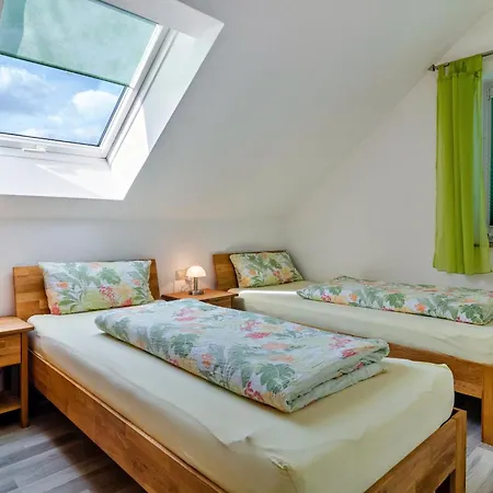 Apartment Arnold Laubbach *