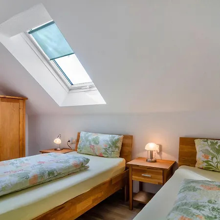 Arnold Laubbach Ostrach